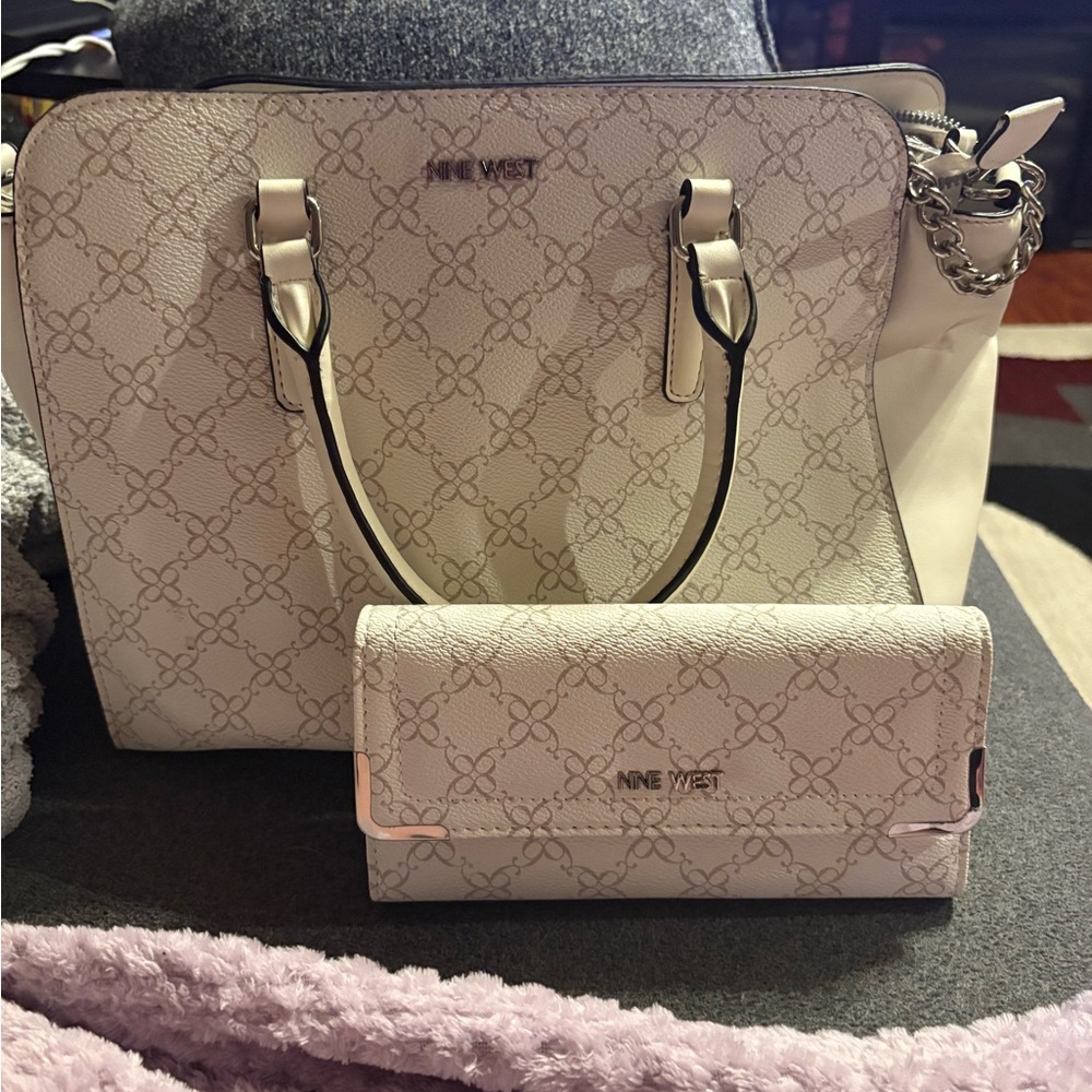 Nine West Cream Shoulder Bag with Gold Hardware
